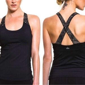 Alo yoga black womans top